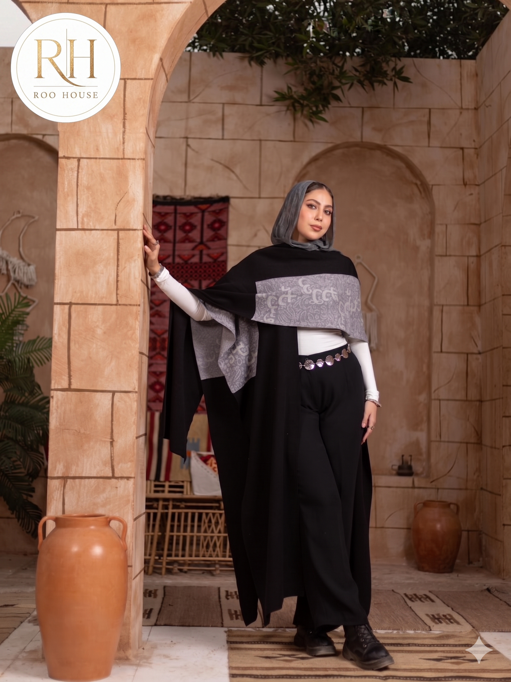 Gray Arabic kint kimono